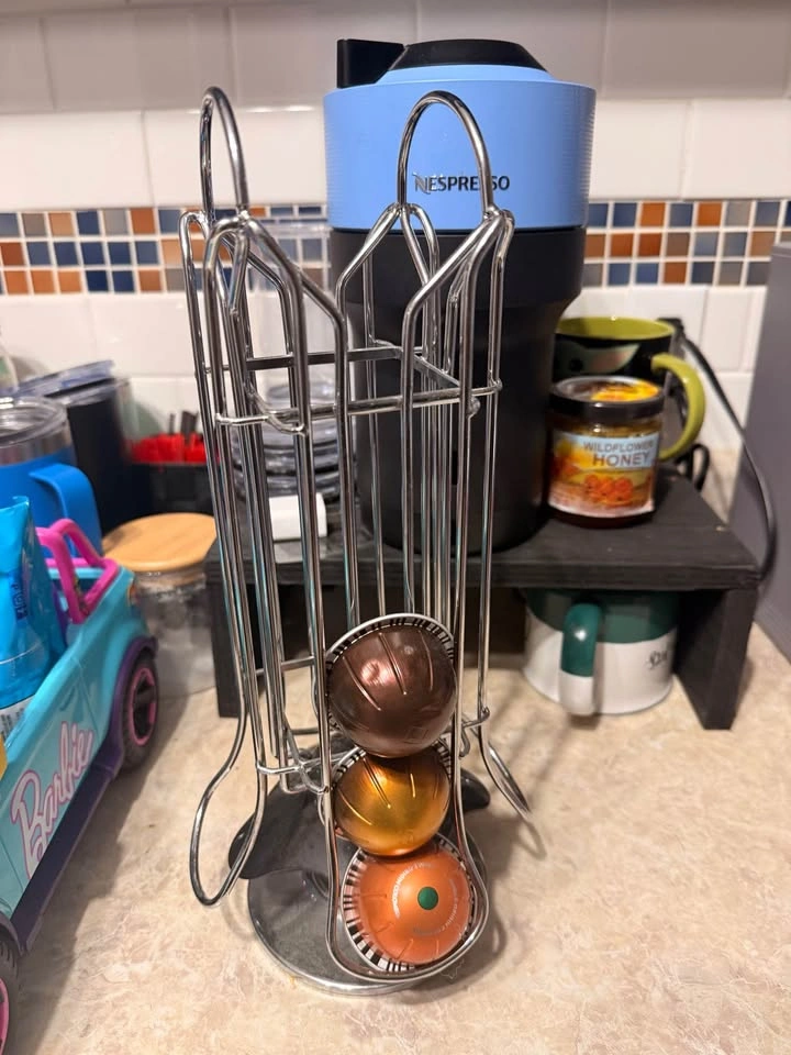 Nespresso and pod holder - photo 2