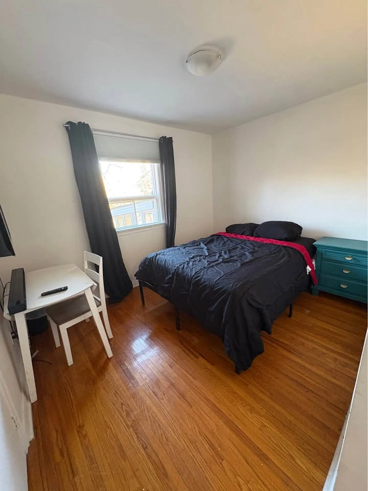 Private room for rent - photo 2