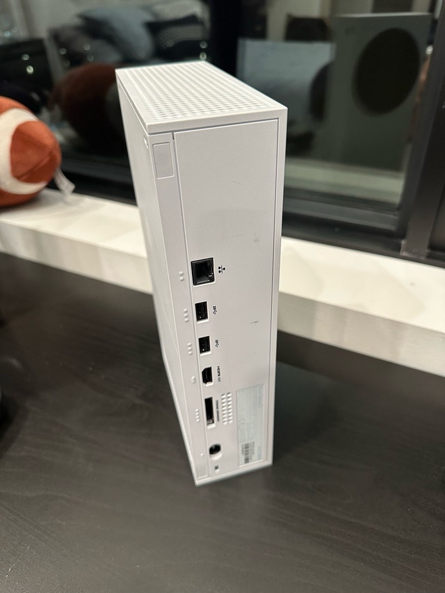 Microsoft Xbox Series S 500GB - photo 3