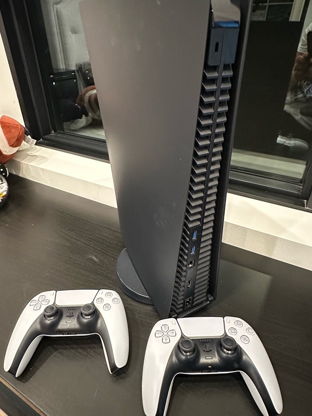 Sony PlayStation 5 Digital Edition - photo 3