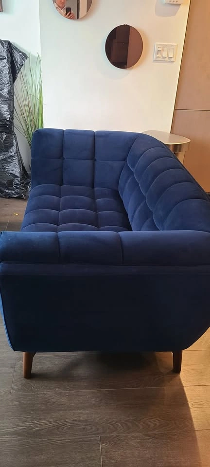 Kitsilano Curved Channel-Tufted Loveseat – Modern Designer Sofa - photo 4