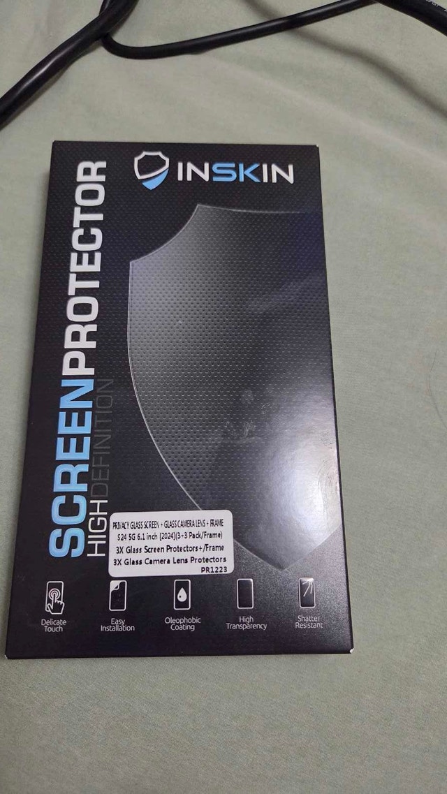 1 privacy screen protector samsung s24 open box