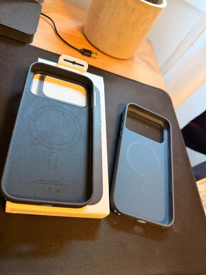 Apple iPhone 17 Pro Max Blue Silicone and Blue TechWoven Cases - photo 2