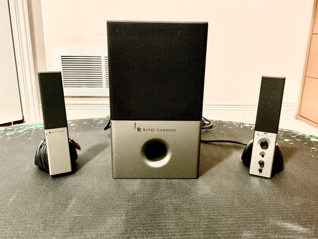 Altec Lansing VS4121 Computer Speakers