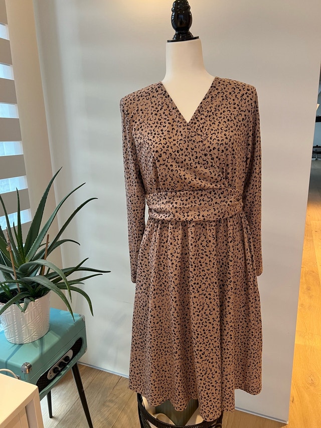Leopard Print Wrap Dress Large - photo 4