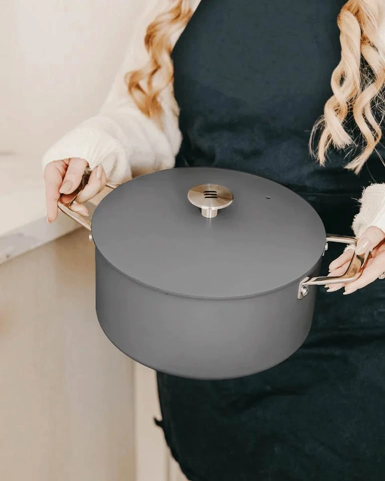 NEW 9.5” Kilne Ceramic Non-Stick Non-Toxic Pot/Dutch Oven - photo 3