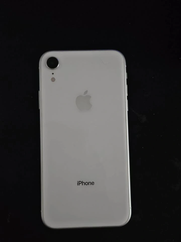 Apple iPhone XR white - photo 5