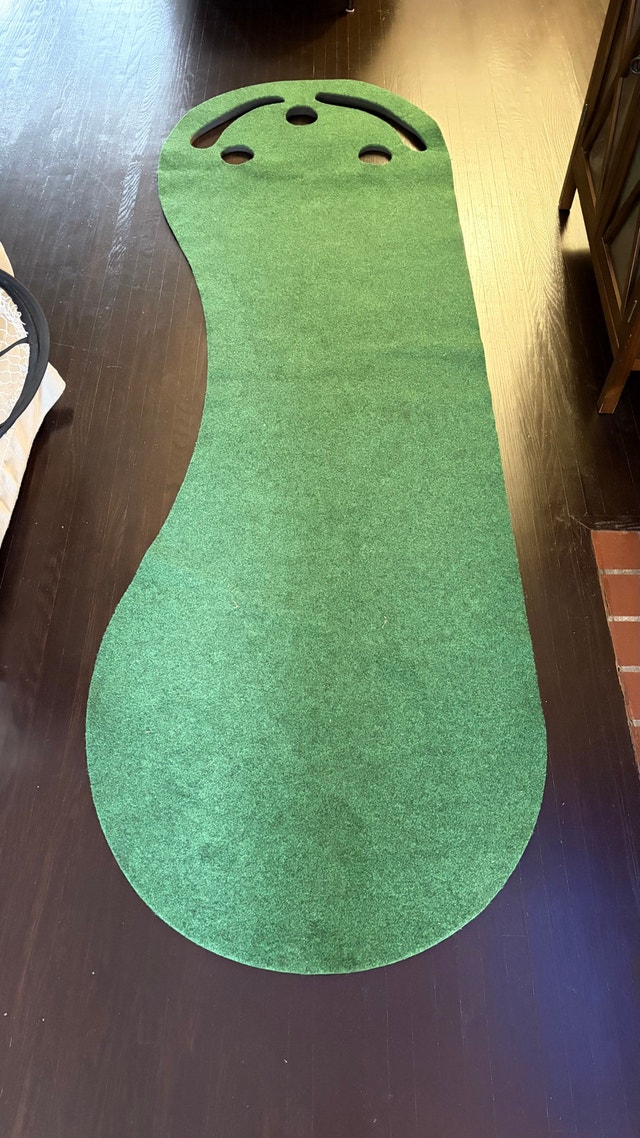 Putting Mat