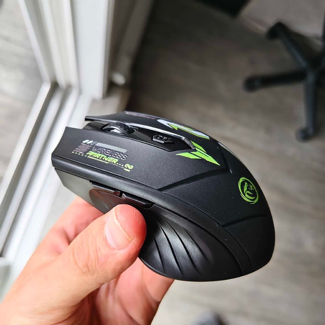 Wireless Gaming Mouse – Rechargeable, Bluetooth + 2.4G - photo 2