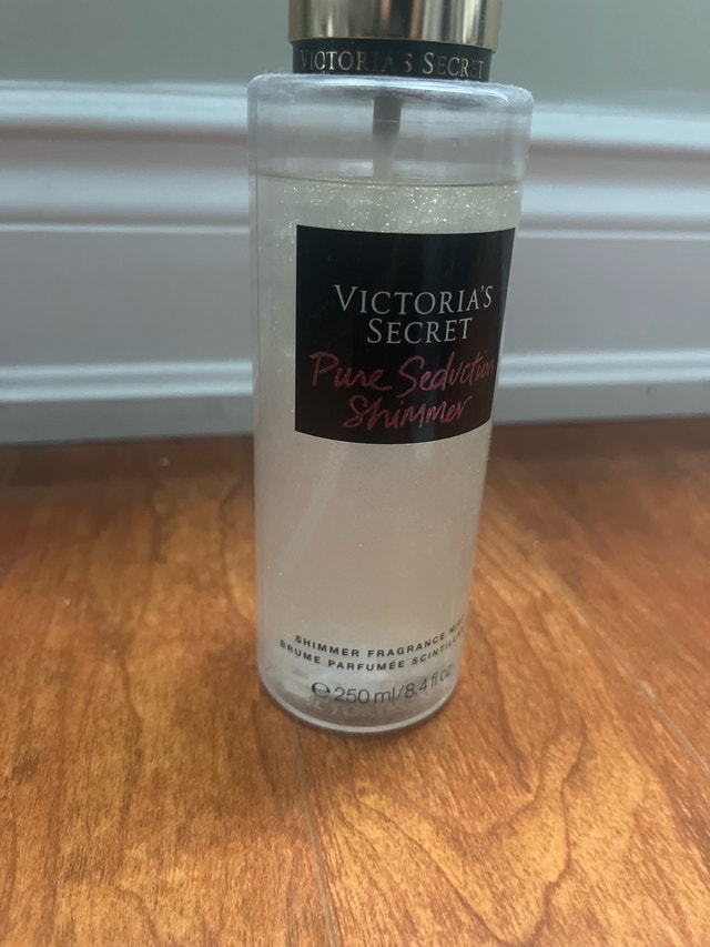 Victoria's Secret Pure Seduction Shimmer Fragrance Mist