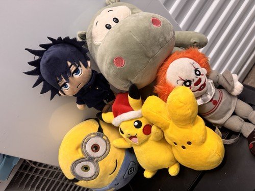 Plush Toy Lot - Pokémon Pikachu Santa Hat, Minion, Pennywise, Hi - photo 2