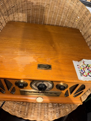 Spirit of St. Louis Brown Compact Stereo Turntable CD Player - photo 2