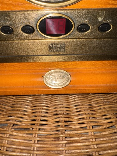 Spirit of St. Louis Brown Compact Stereo Turntable CD Player - photo 4