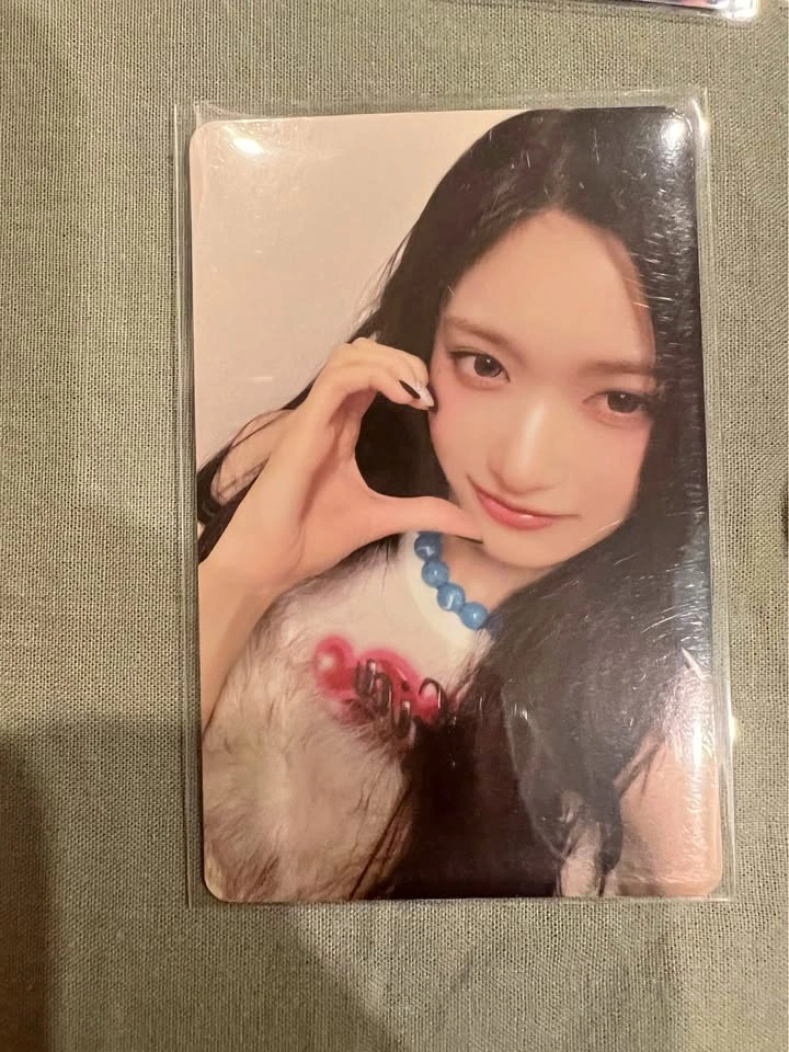 IVE LESSEO Photocard plushie ver