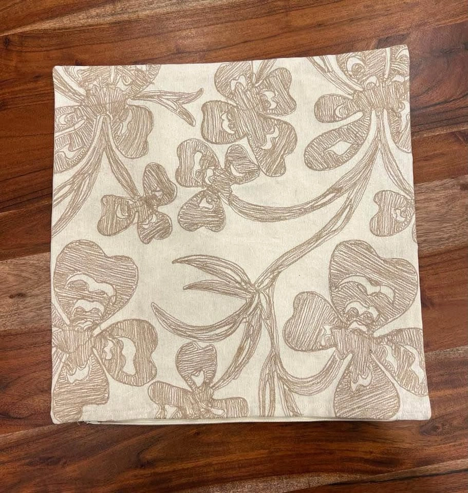 Cushion covers (16*16 inch). All for $5 - photo 3