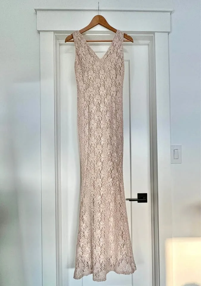 La Scala Lace Evening Gown, Cream/Nude