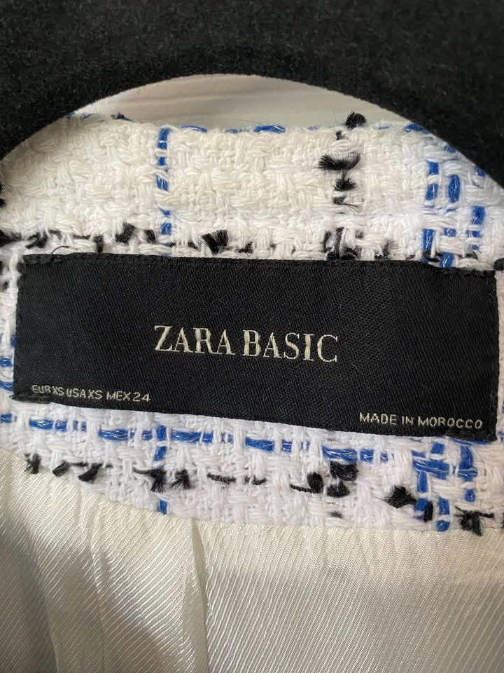 Zara Tweed Collarless Blazer – Size XS - photo 3