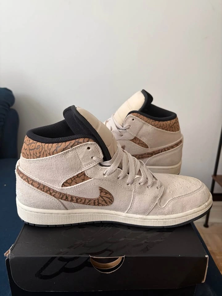 Air Jordan 1 Mid SE “Brown Elephant” – Size 10 - photo 4