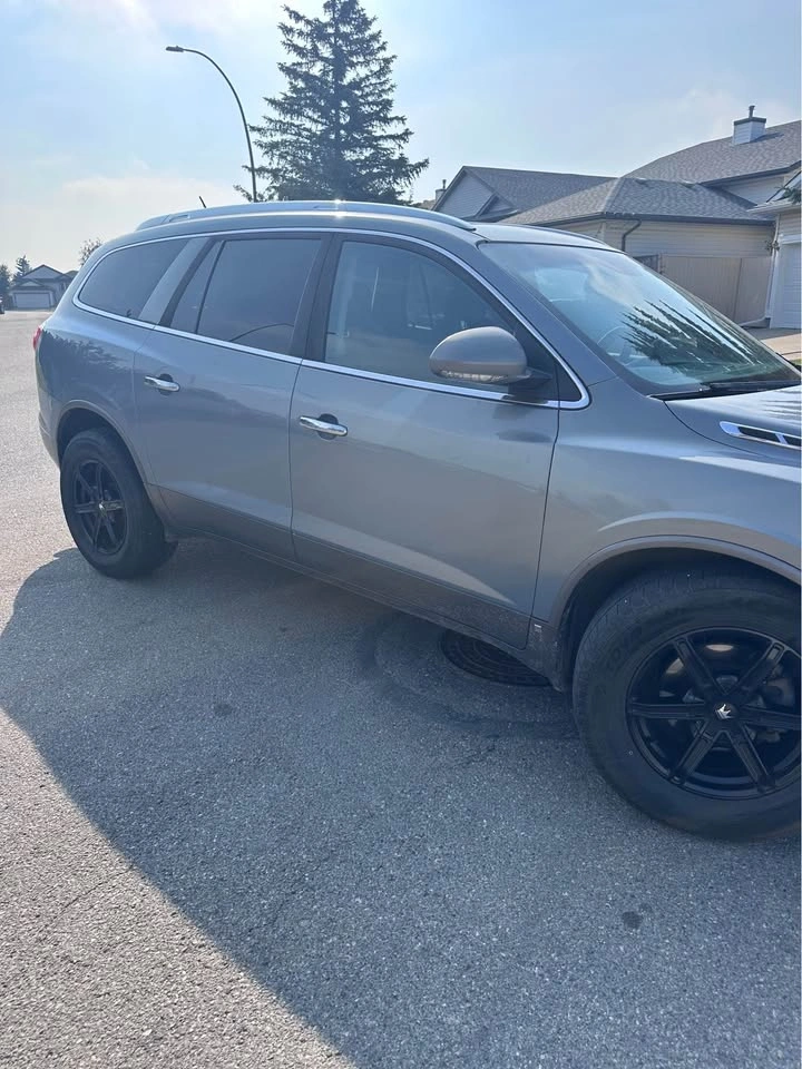 2008 Buick Enclave CXL, AWD - photo 3