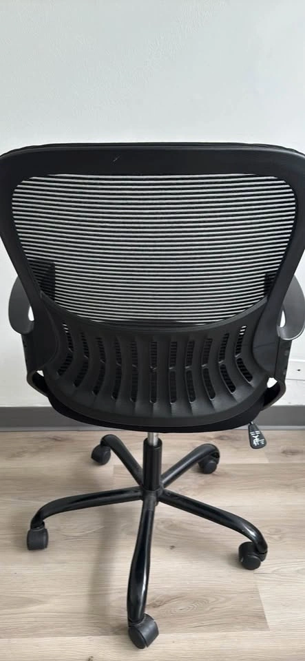 Black office chair - photo 2