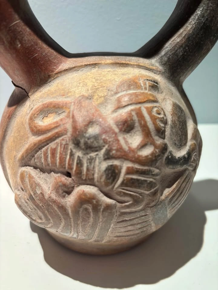 Pre-Columbian Pottery Stirrup Vessel - photo 5