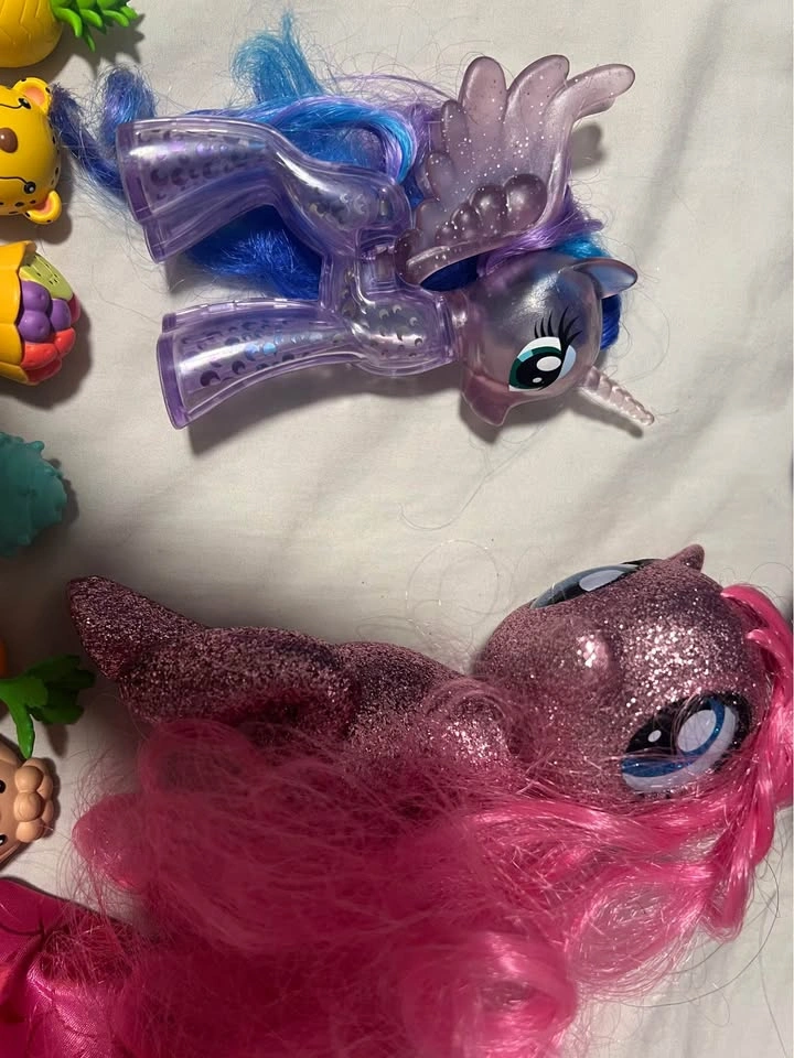 SONNY ANGELS, MLP, LPS, SHOPKINS - assorted trinkets! - photo 4