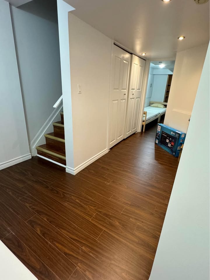 1 Bed 1 Bath - Apartment - photo 3
