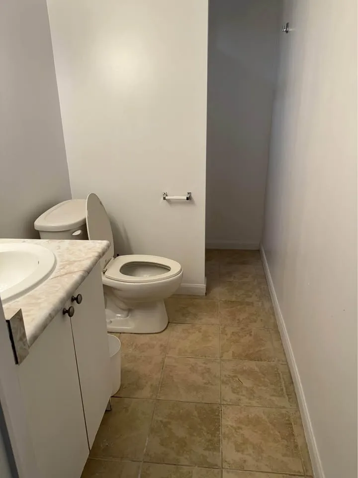 1 Bed 1 Bath - Apartment image indicator(5)