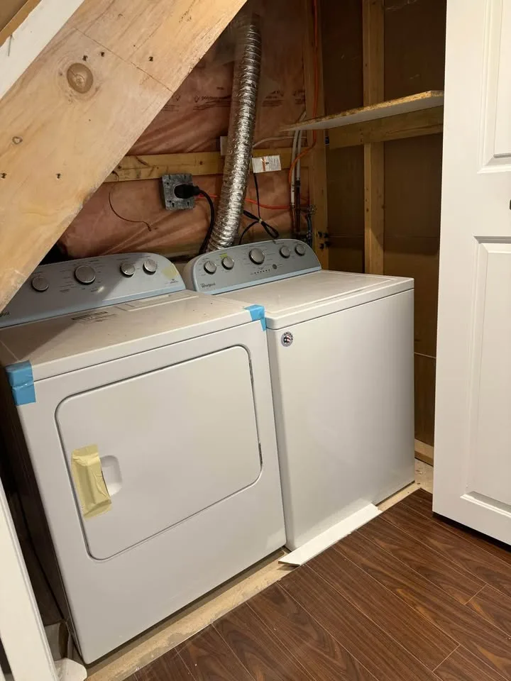 1 Bed 1 Bath - Apartment image indicator(6)