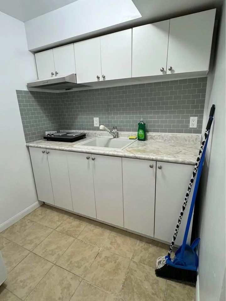 1 Bed 1 Bath - Apartment image indicator(7)