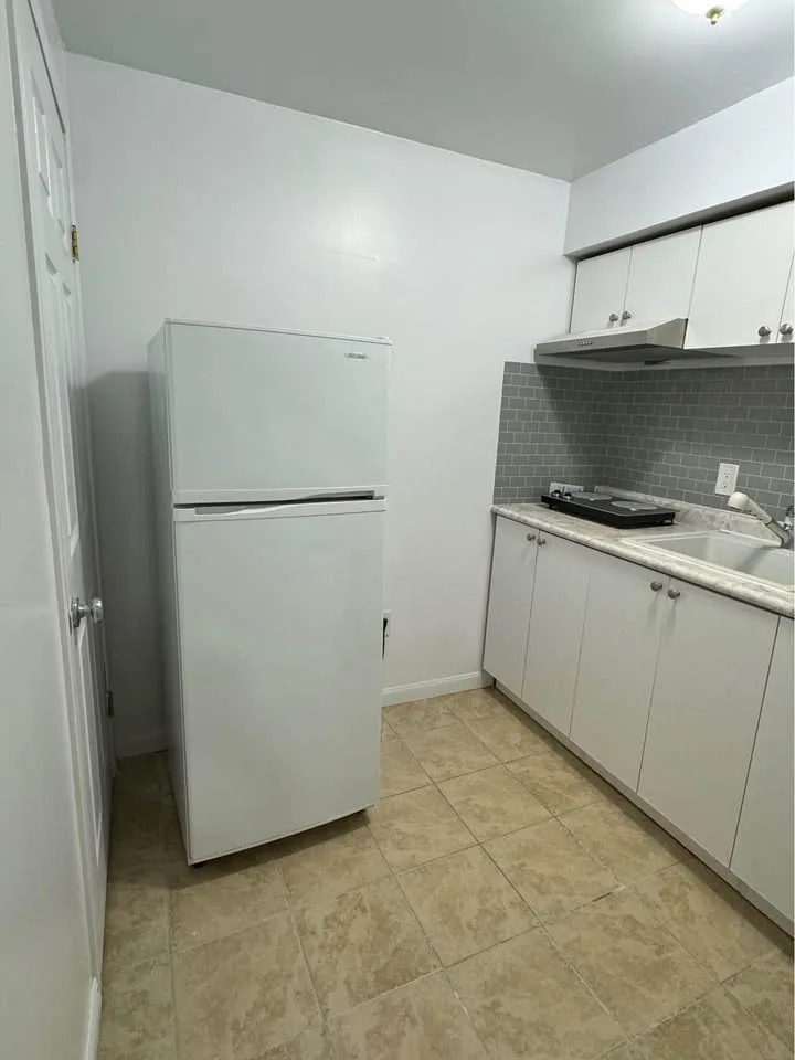 1 Bed 1 Bath - Apartment image indicator(8)