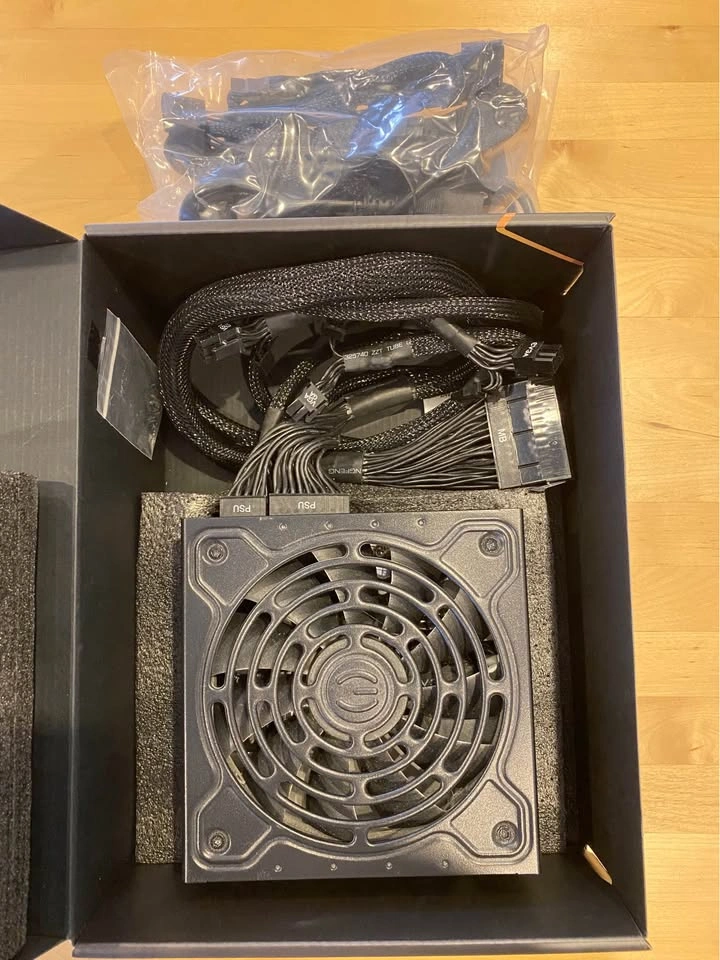 EVGA 650 GA 650W Power Supply – 80 Plus Gold - photo 3