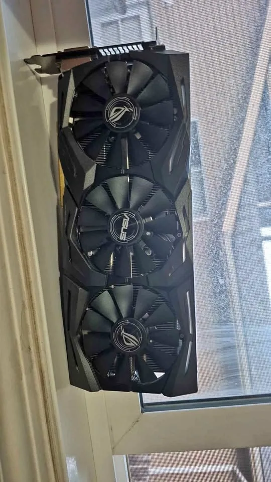 ASUS ROG Strix GTX 1060 6GB OC Graphics Card (GPU)