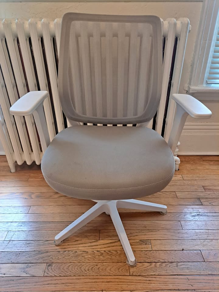 Office Chair - Grey/White