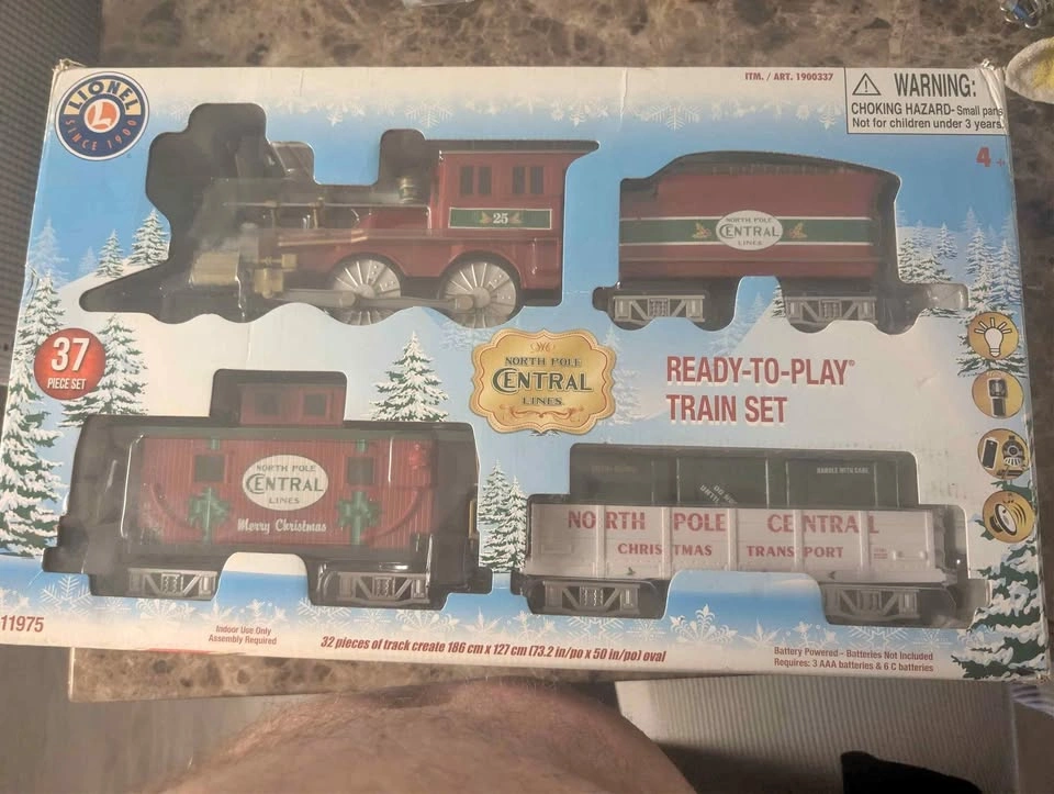 Train set North Pole Central