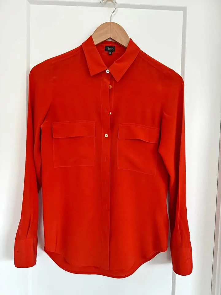 Aritzia Babaton 100% Silk Blouse