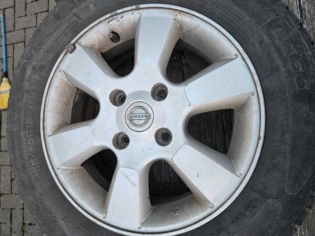 Nissan 15-inch Aluminum Rims 4x114.3