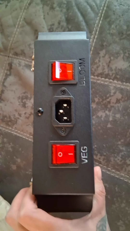 LED Grow Light Starter Kit - photo 4