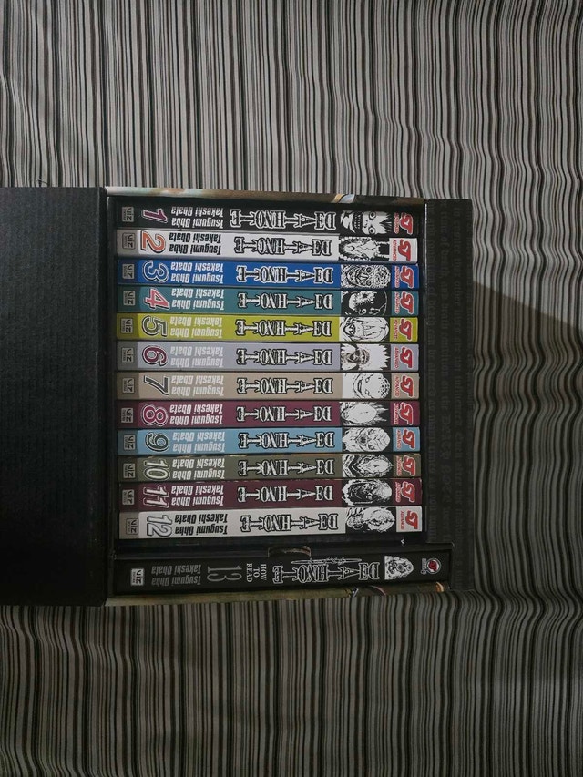 Death Note Complete Box Set: Volumes 1-13 - photo 2