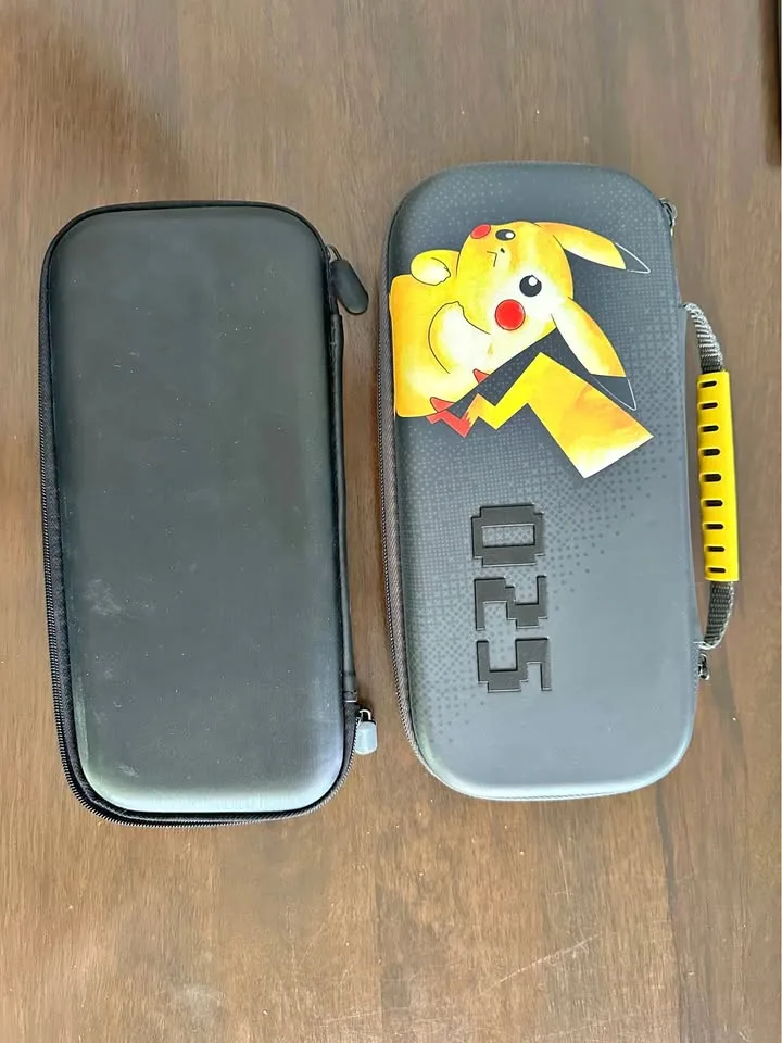 Nintendo Switch Carrying Cases thumbnail