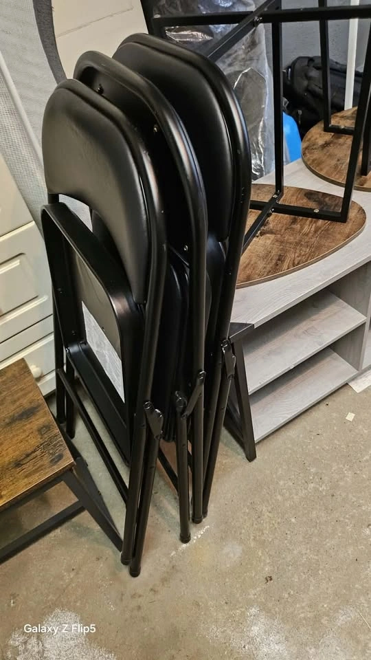 Folding Chairs Set of 4. Available Immediately! - photo 2