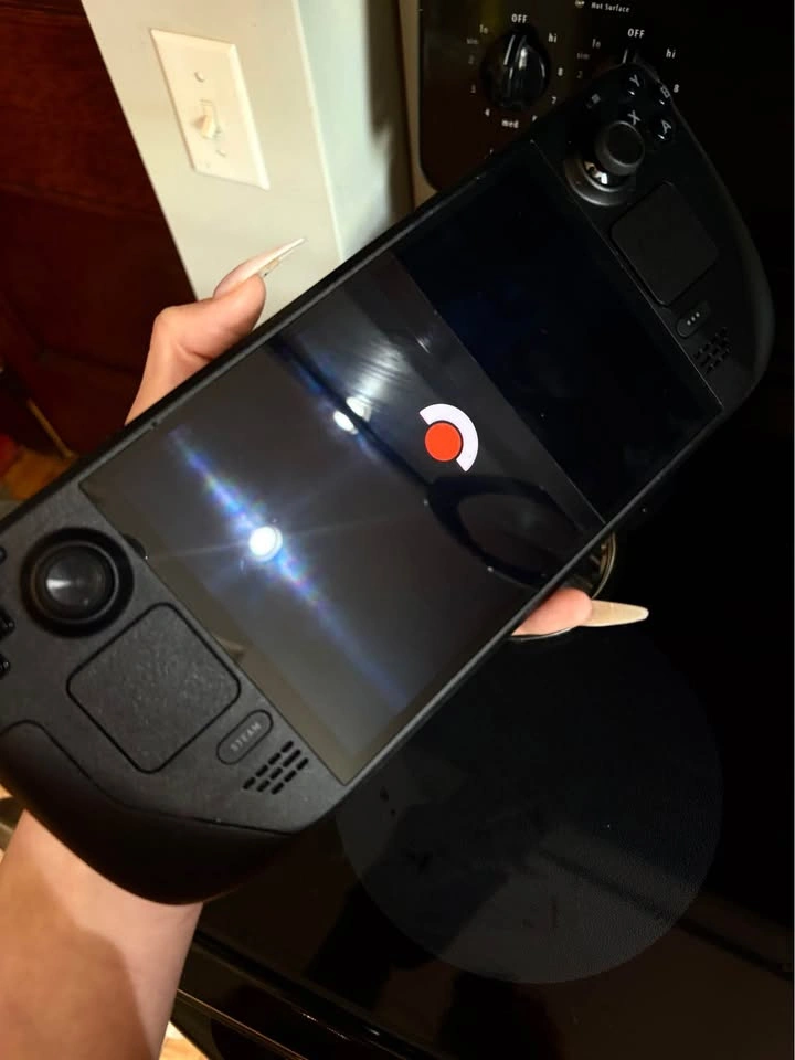 OLED 512GB Steam Deck - Barely Used, No Charger - photo 2