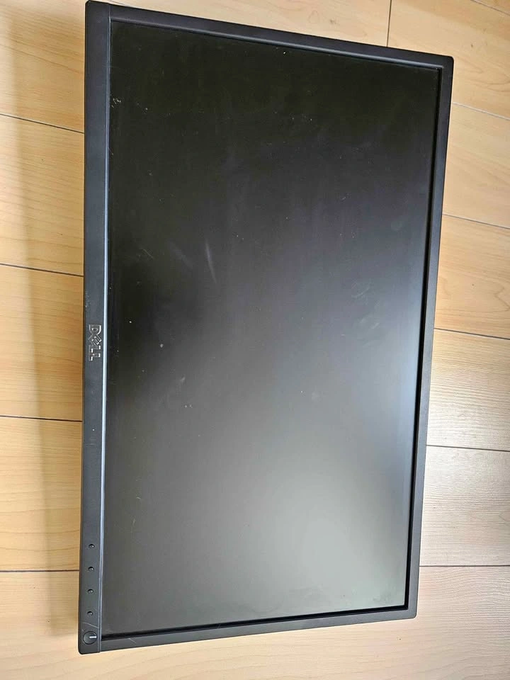 Dell PC Monitor! 60HZ refresh rate