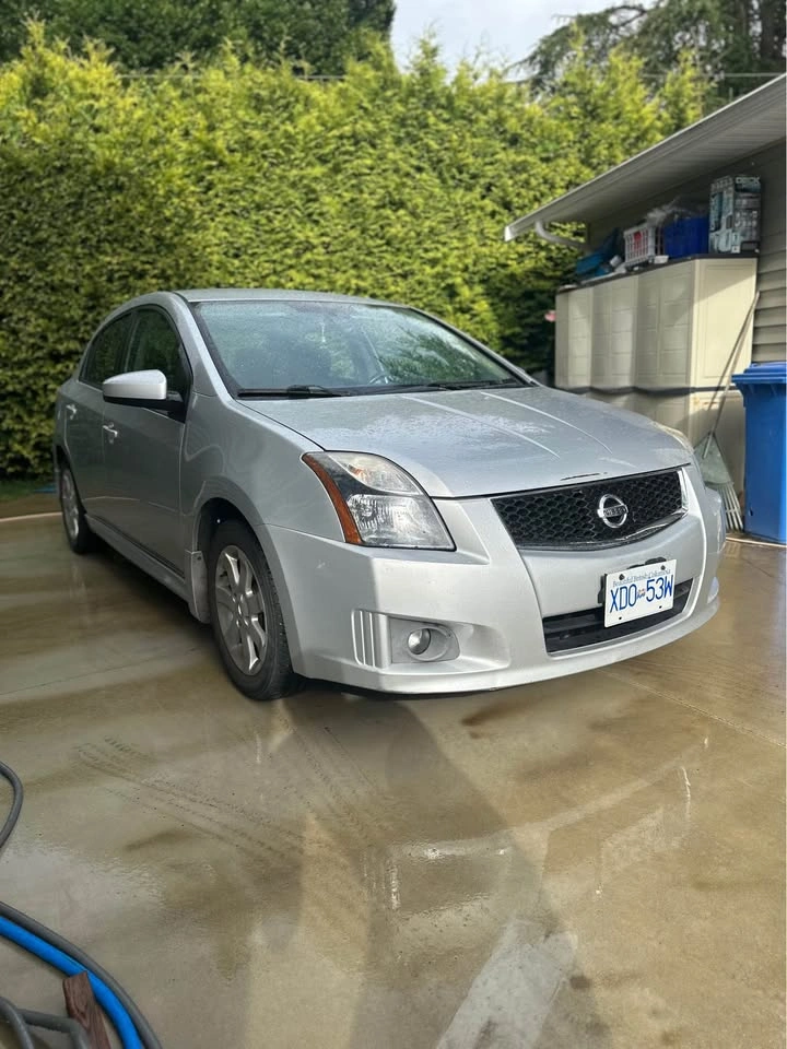 2012 Nissan Sentra - photo 2