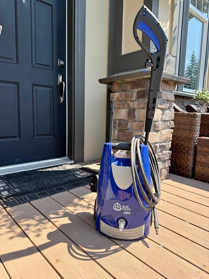 Pressure Washer