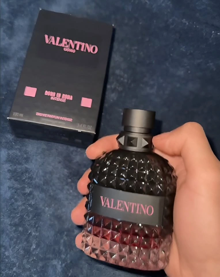 Valentino Born In Roma - photo 2