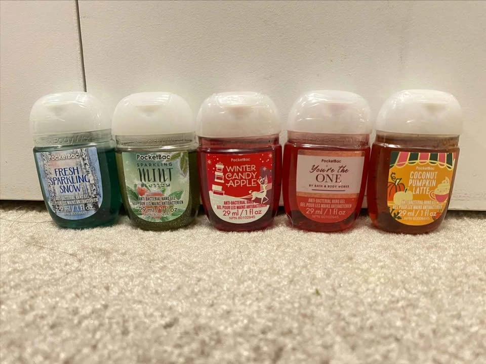 Body lotions/sanitizers/bubble bath necessities - photo 4