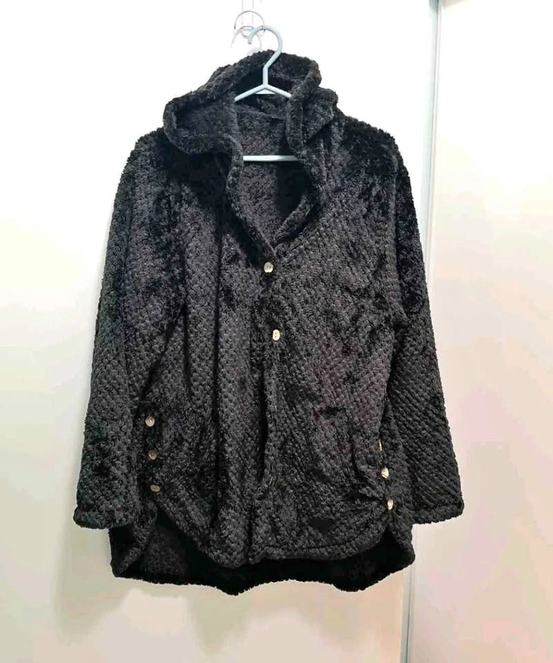 2XL Button up hoodie jacket