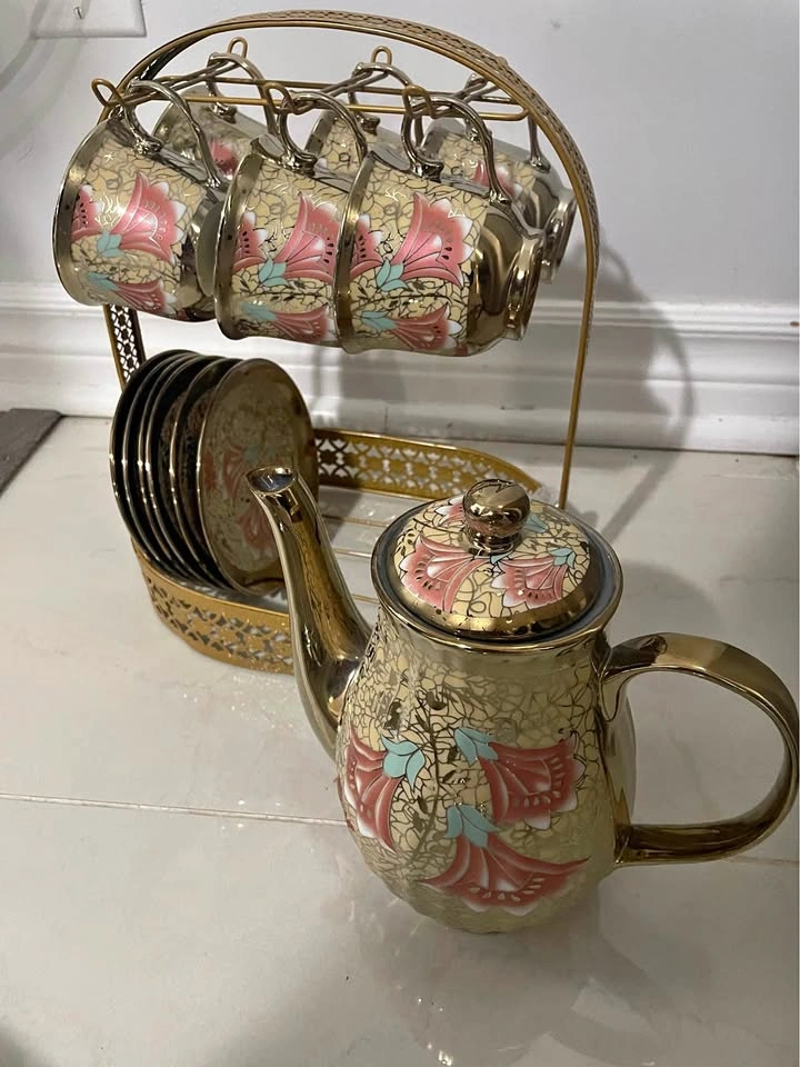 New Tea Set with Teapot + 6 Cups – Elegant Design
