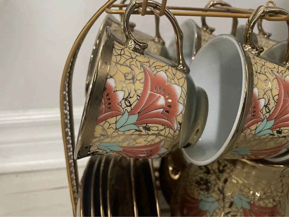 New Tea Set with Teapot + 6 Cups – Elegant Design - photo 3
